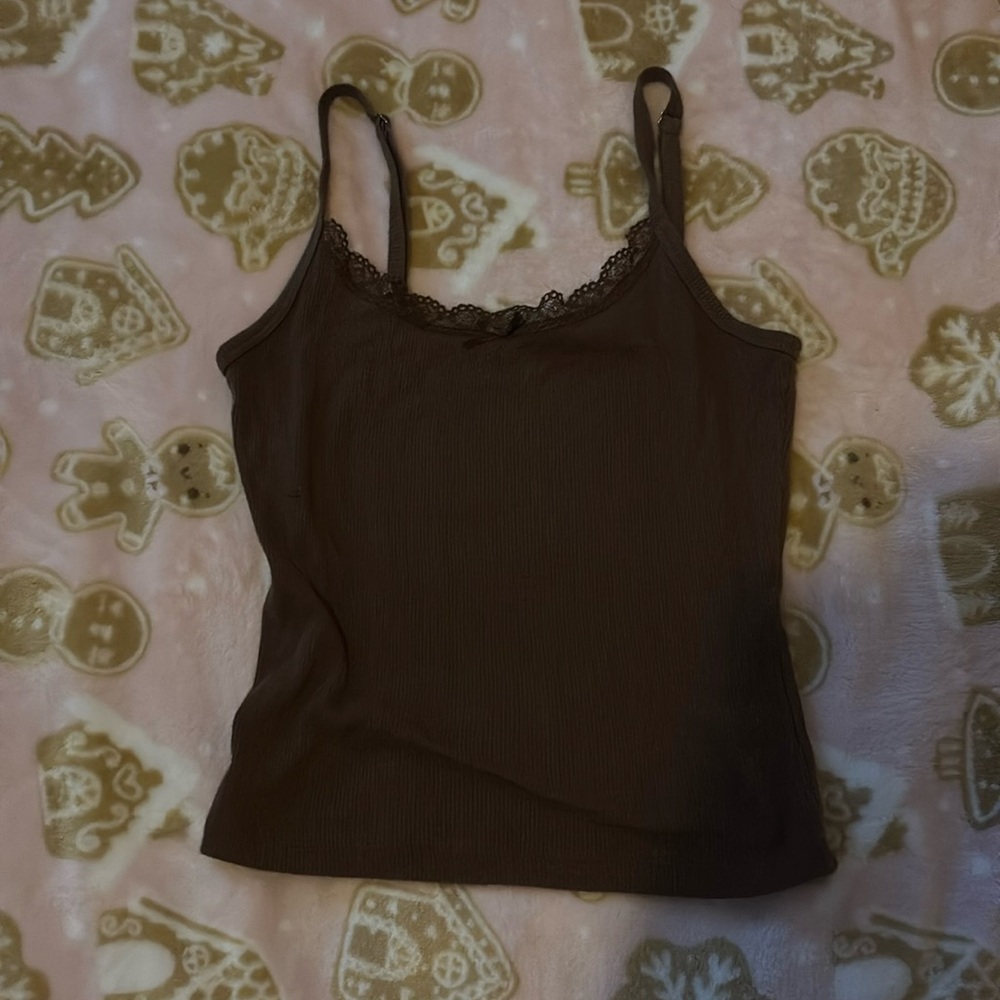 Cute brown cropped tank top with bow